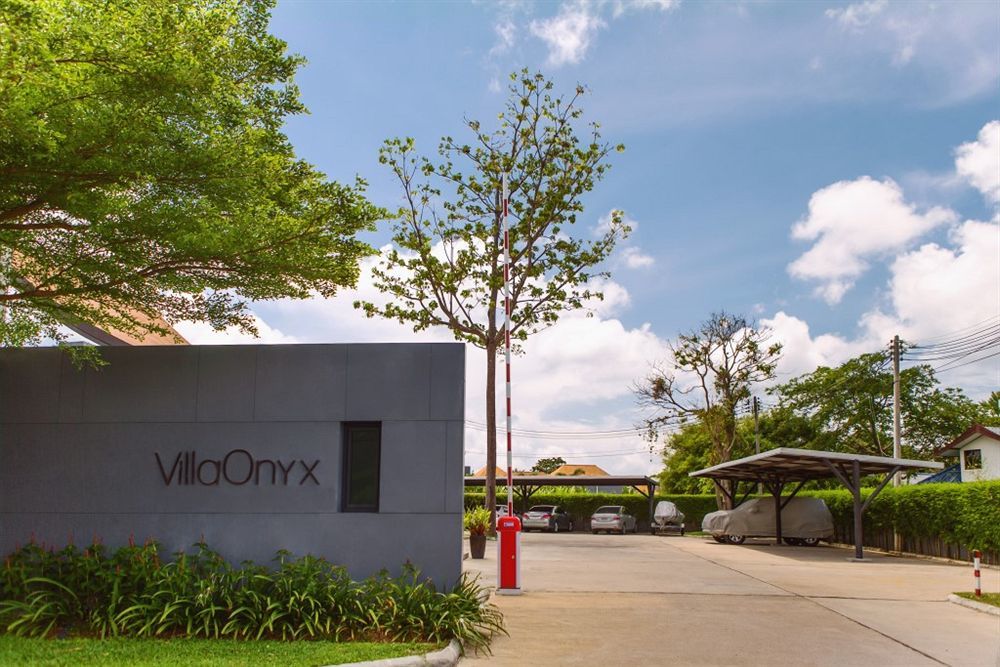 Onyx Villas By Tropiclook Nai Harn Kültér fotó
